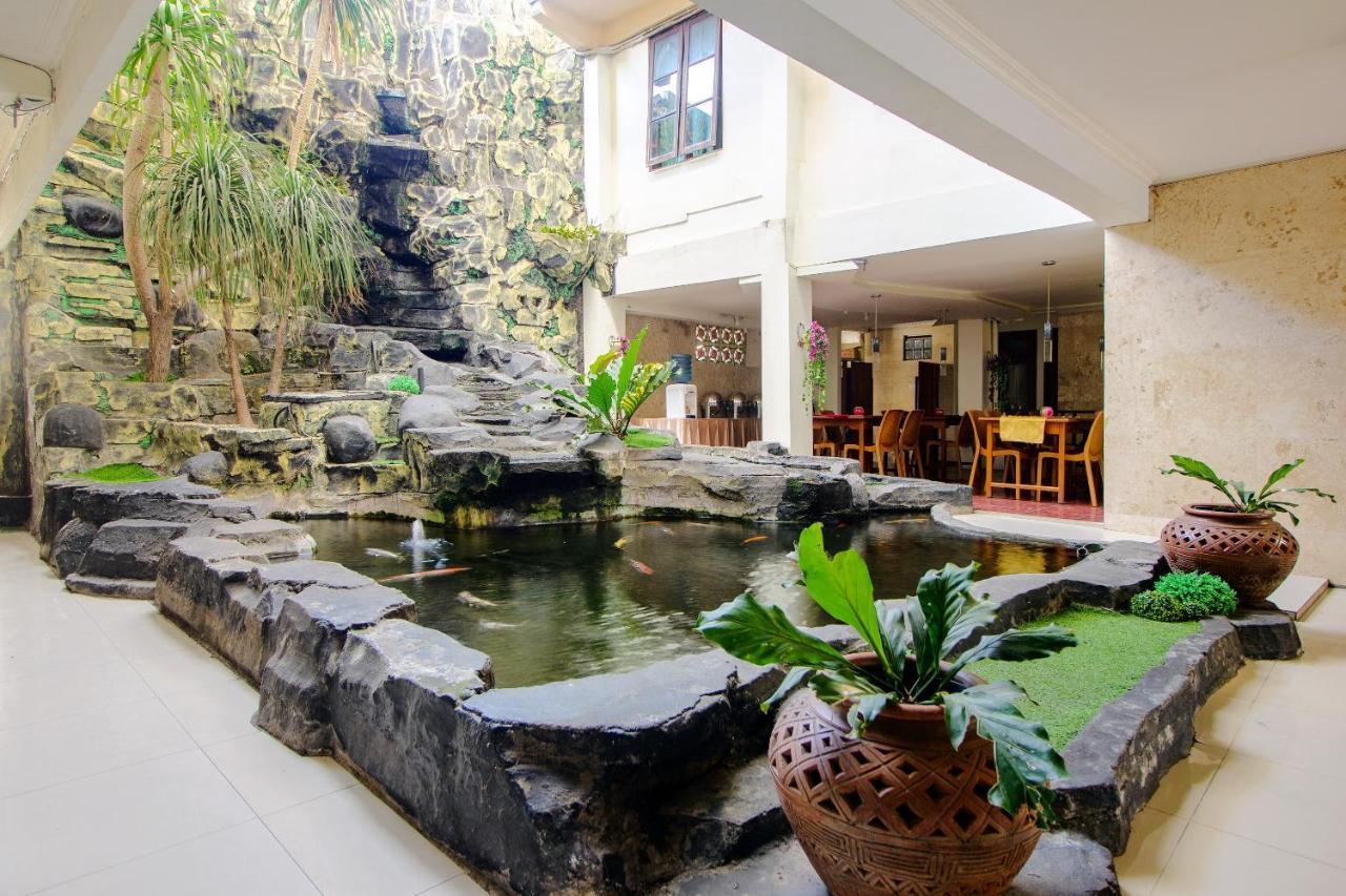 Oyo 1683 Hotel Musafira Syariah Yogyakarta Exterior foto