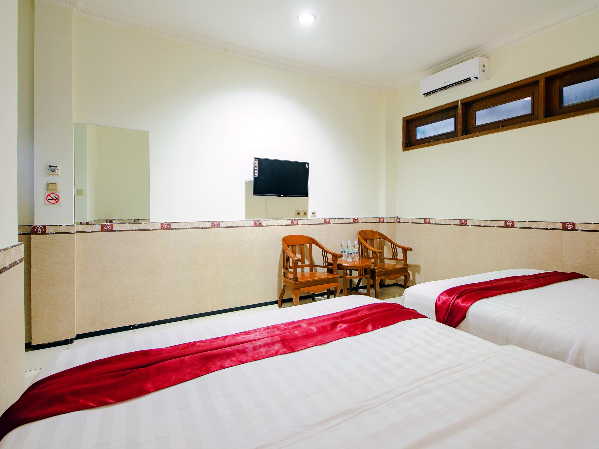 Oyo 1683 Hotel Musafira Syariah Yogyakarta Exterior foto