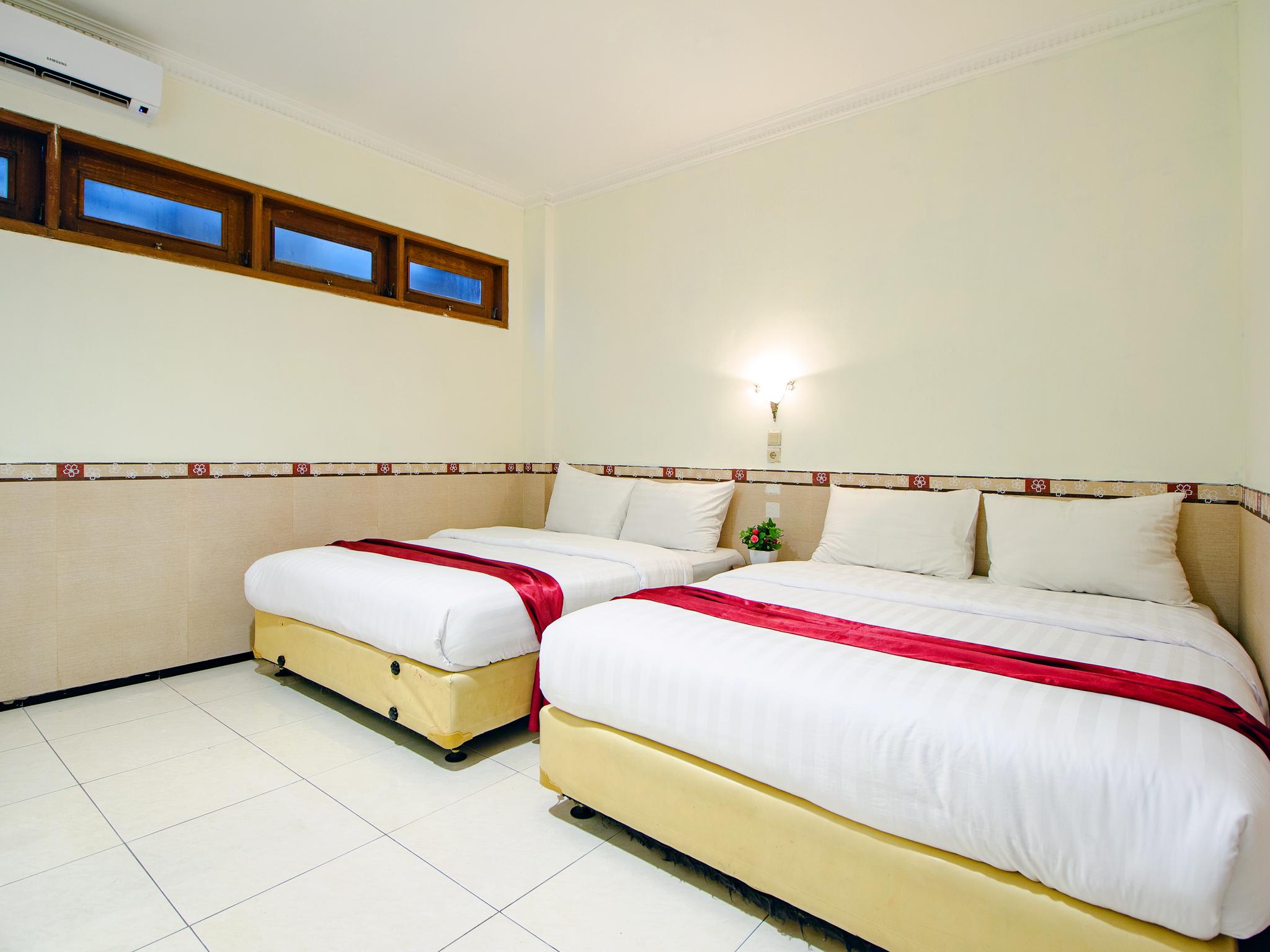 Oyo 1683 Hotel Musafira Syariah Yogyakarta Exterior foto