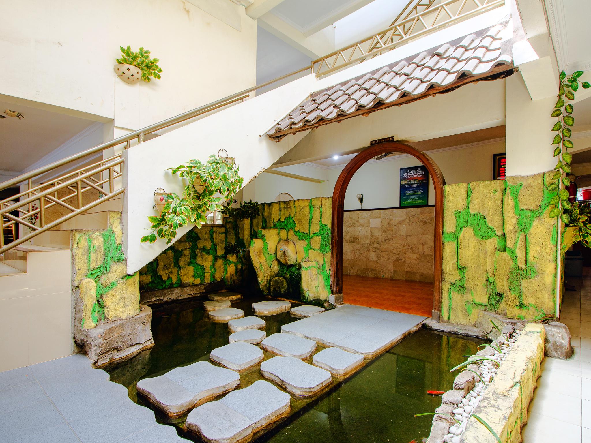 Oyo 1683 Hotel Musafira Syariah Yogyakarta Exterior foto