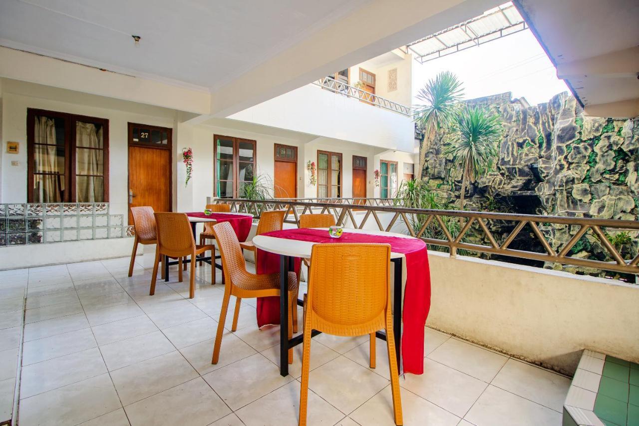 Oyo 1683 Hotel Musafira Syariah Yogyakarta Exterior foto
